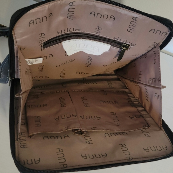 Anuschka Hand Painted Leather Crossbody Bag - Picture 6 of 9